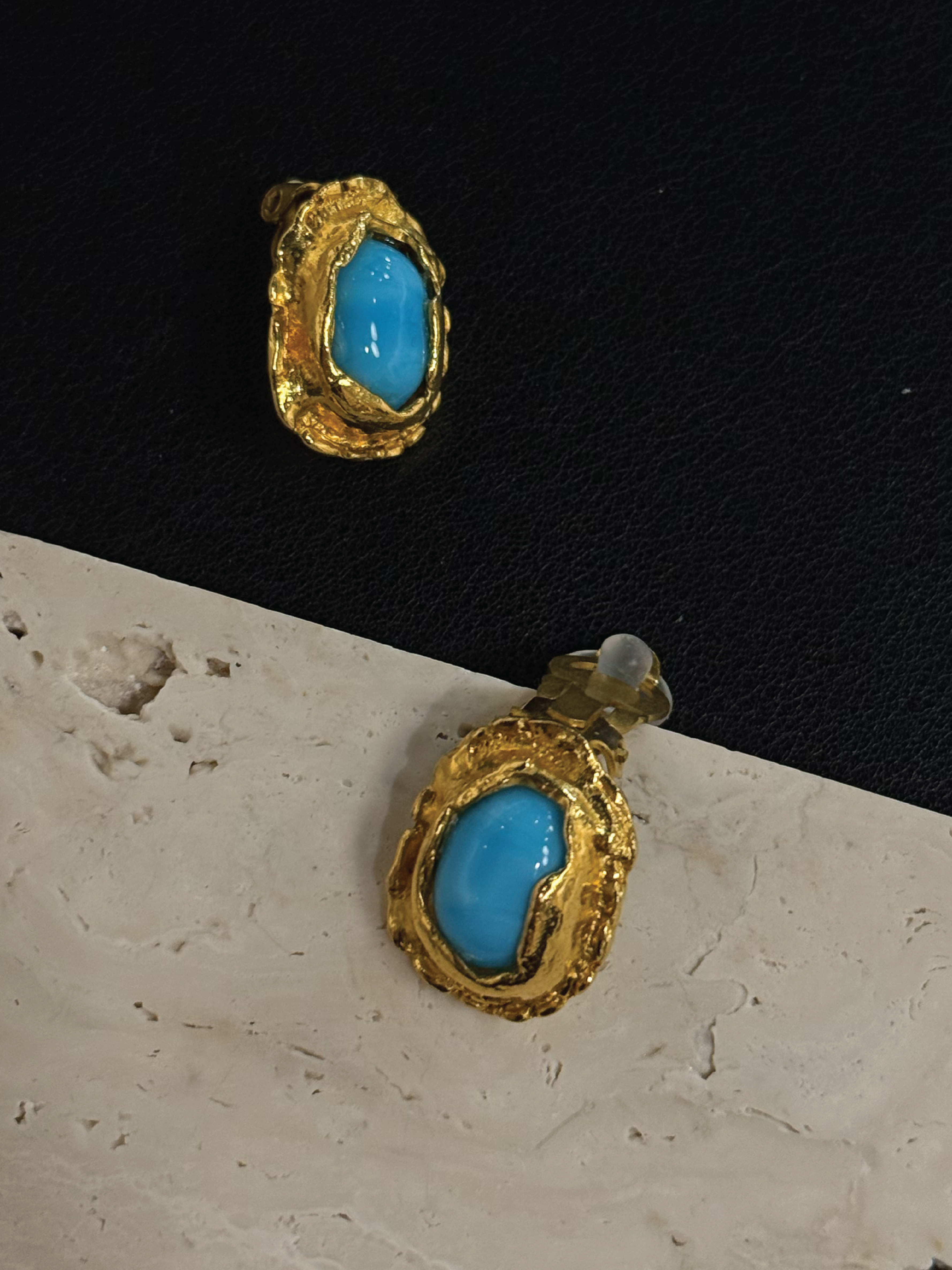 Chanel Vintage Molten Gold Turquoise Clip Earrings